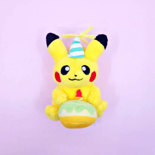 Pokémon Celebration Series Plush Bag Charm 8cm – Pikachu - Reverse - Prism & Pocket